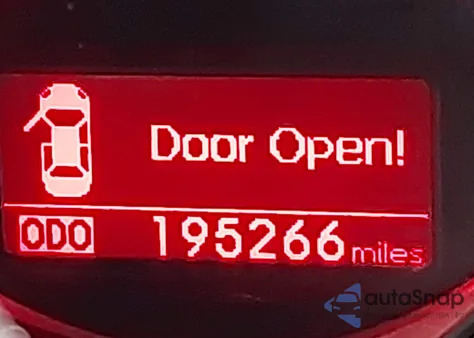 2011 Kia Forte Koup Ex z USA, uszkodzony, nr VIN KNAFU6A27B5424702